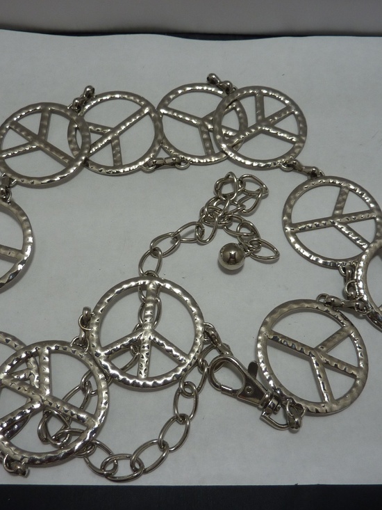 Accessories - Vintage Peace Sign Belt 43 in Chain Silvertone Metal Unisex Hippie Boho Groovy